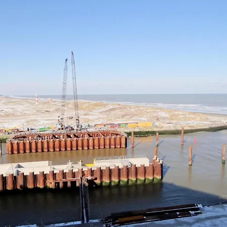 In Near Sandy Beaches, Cleaning Included Lägenhet Nieuwpoort